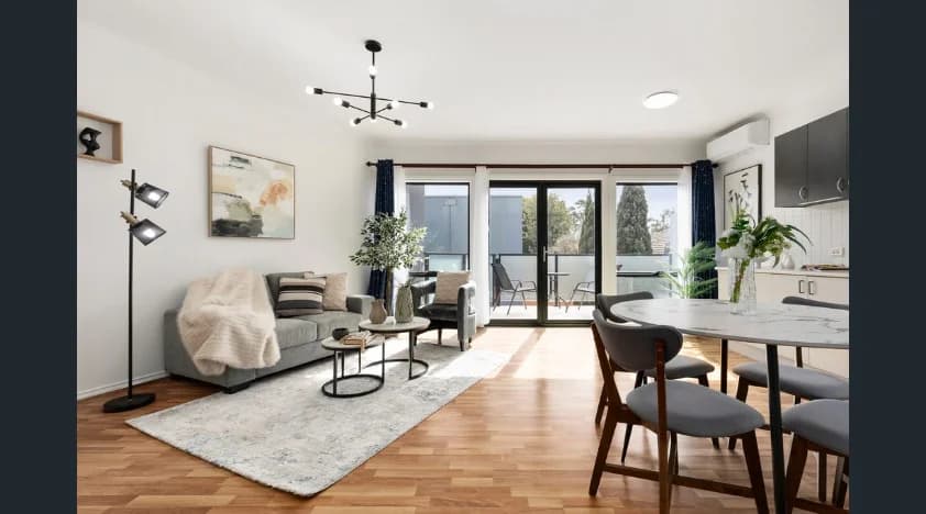 St Kilda East — Homazing styled home